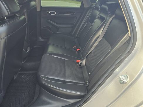 Used 2024 Honda Civic Touring image 11