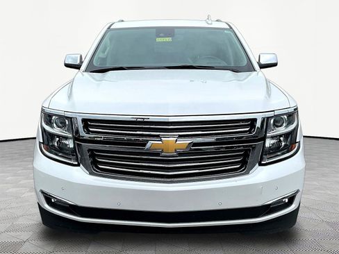 Used 2020 Chevrolet Suburban Premier AWD/4WD image 2