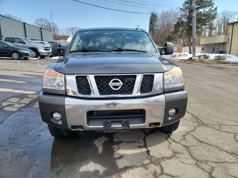 Used 2012 Nissan Titan SV w/ SV Premium Utility Pkg AWD/4WD image 2