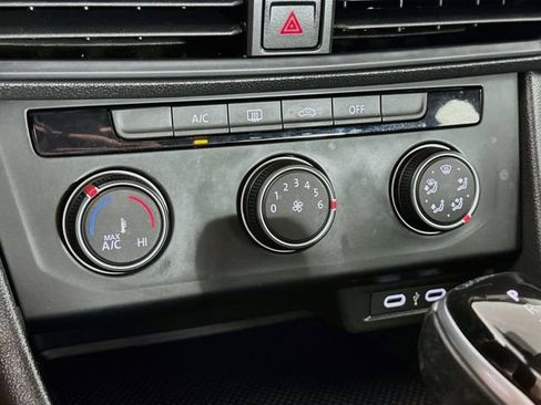Certified 2023 Volkswagen Jetta Sport FWD image 16