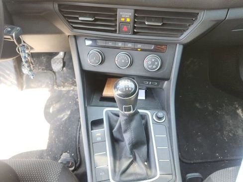 Used 2020 Volkswagen Jetta S image 14