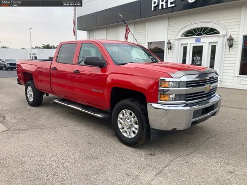 Used 2015 Chevrolet Silverado 2500 W/T w/ WT Convenience Package AWD/4WD image 3