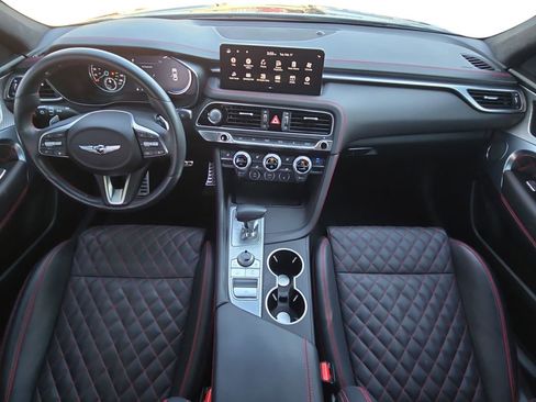 Used 2023 Genesis G70 3.3T w/ Sport Prestige Package image 9