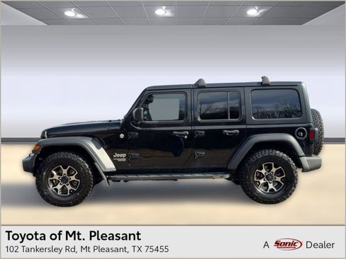 Used 2018 Jeep Wrangler Unlimited Sport image 1