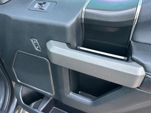 Used 2019 Ford F150 Raptor w/ Equipment Group 802A Luxury image 18