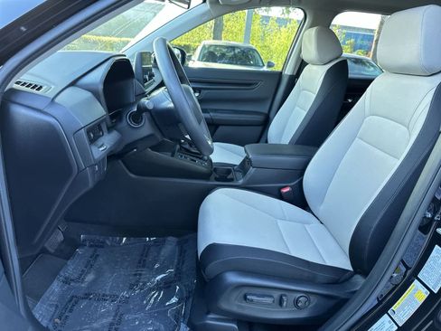 Used 2025 Honda CR-V EX image 13