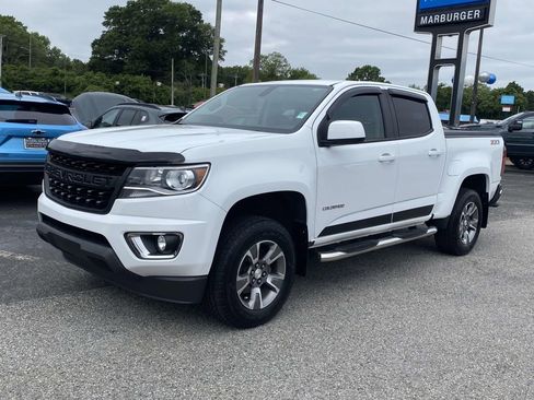 Used 2019 Chevrolet Colorado Z71 AWD/4WD image 3