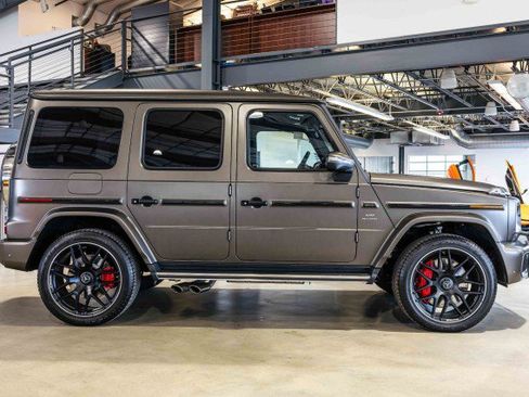 Used 2025 Mercedes-Benz G 63 AMG 4MATIC image 4