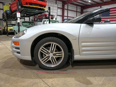 Used 2003 Mitsubishi Eclipse GTS FWD image 3
