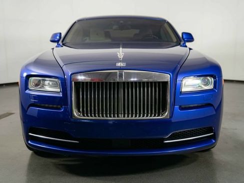 Used 2014 Rolls-Royce Wraith RWD image 3