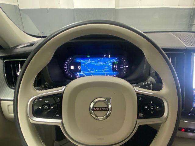 Used 2025 Volvo XC60 T8 Ultra w/ Climate Package AWD/4WD image 15
