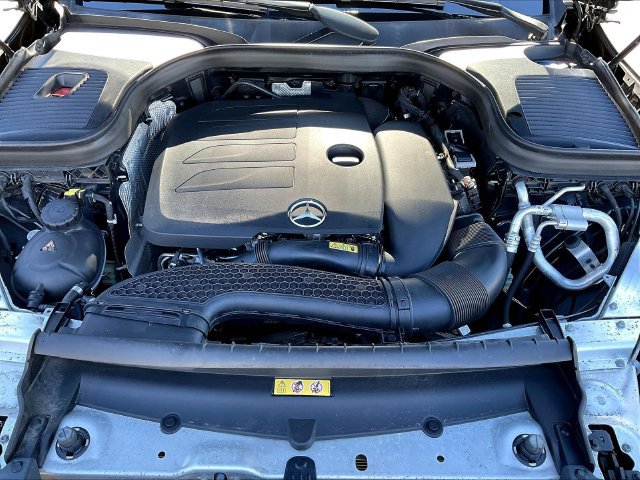 Certified 2020 Mercedes-Benz GLC 300 4MATIC image 32