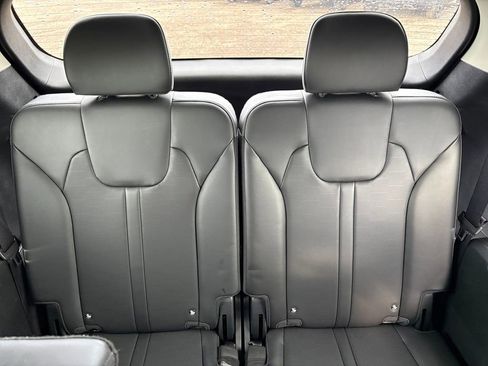 Certified 2024 Kia Sorento S image 16