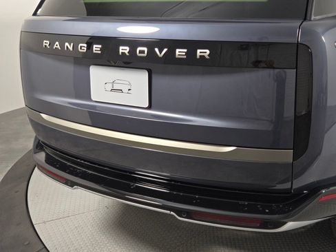 New 2026 Land Rover Range Rover SE AWD/4WD image 7