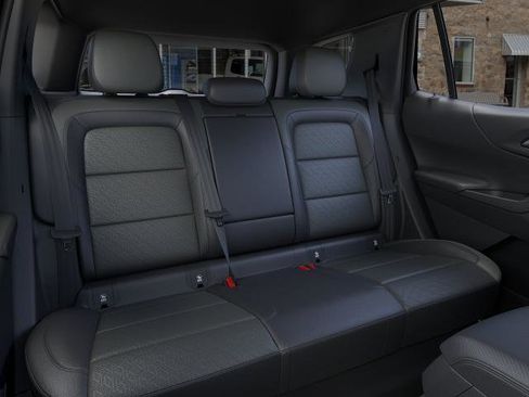 New 2026 Chevrolet Equinox LT w/ Convenience Package II AWD/4WD image 17
