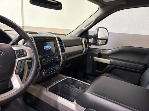 Used 2020 Ford F350 Lariat w/ Lariat Ultimate Package AWD/4WD image 14