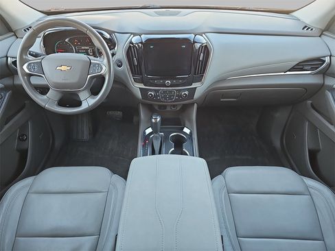 Used 2019 Chevrolet Traverse LT w/ LT Premium Package image 9