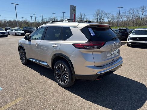 New 2026 Nissan Rogue Platinum w/ Platinum Premium Package AWD/4WD image 9