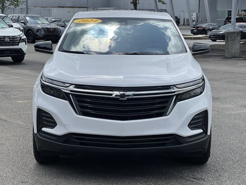 Used 2024 Chevrolet Equinox LS w/ LS Convenience Package FWD image 25