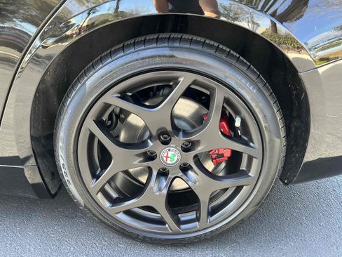 Used 2019 Alfa Romeo Giulia image 72