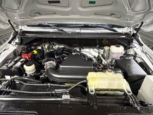 Used 2018 Nissan NV 2500 S image 30