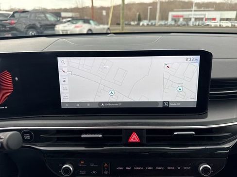 Used 2025 Kia K5 GT-Line w/ GT-Line Premium Package image 11