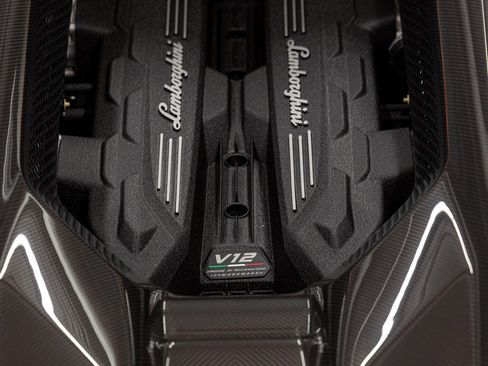 Used 2026 Lamborghini Revuelto image 20