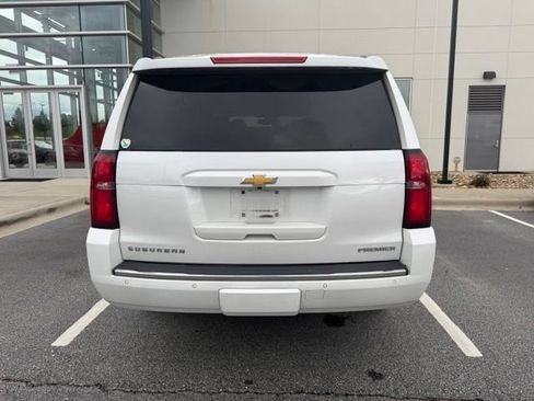 Used 2019 Chevrolet Suburban Premier AWD/4WD image 6