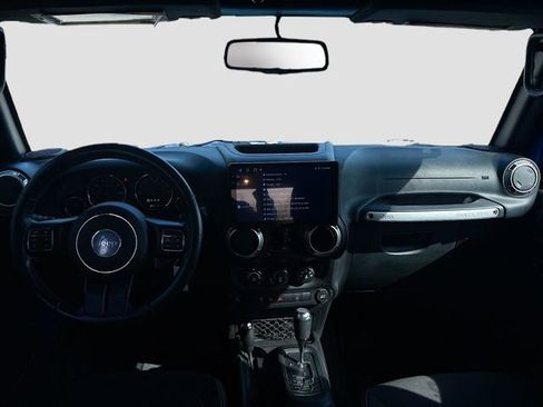 Used 2016 Jeep Wrangler Unlimited Sahara w/ Connectivity Group image 15