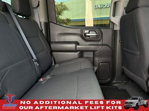 Used 2021 GMC Sierra 1500 4x4 Crew Cab w/ Sierra Value Package image 25