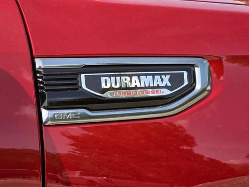 Used 2025 GMC Sierra 1500 AT4 w/ AT4 Premium Package AWD/4WD image 8