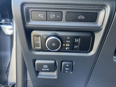 Used 2023 Ford F150 Lariat w/ Equipment Group 502A High AWD/4WD image 20