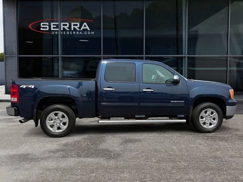 Used 2012 GMC Sierra 1500 SLT w/ Chrome Essentials Package AWD/4WD image 6