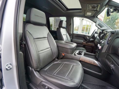 Used 2021 GMC Sierra 2500 Denali w/ Denali Ultimate Package image 34