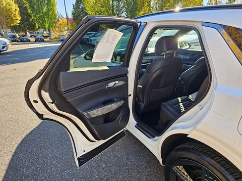 Certified 2025 Genesis GV70 3.5T Sport w/ Sport Advanced Package image 22