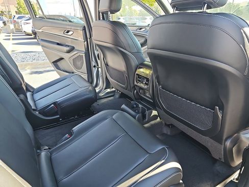 New 2025 Jeep Grand Cherokee L Limited w/ Trailer Tow Package image 11