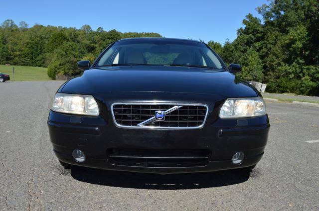 Used 2005 Volvo S60 2.5T FWD image 2