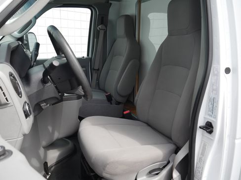 Certified 2025 Ford E-450 and Econoline 450 Super Duty w/ Power Equipment Group RWD image 20