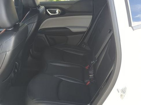 Used 2025 Jeep Compass Limited AWD/4WD image 17