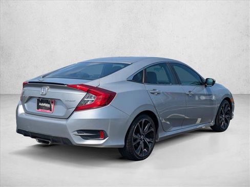 Used 2019 Honda Civic Sport image 5