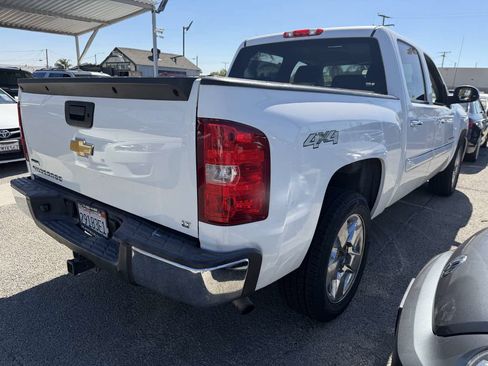 Used 2011 Chevrolet Silverado 1500 LT w/ Regional Value Package AWD/4WD image 8