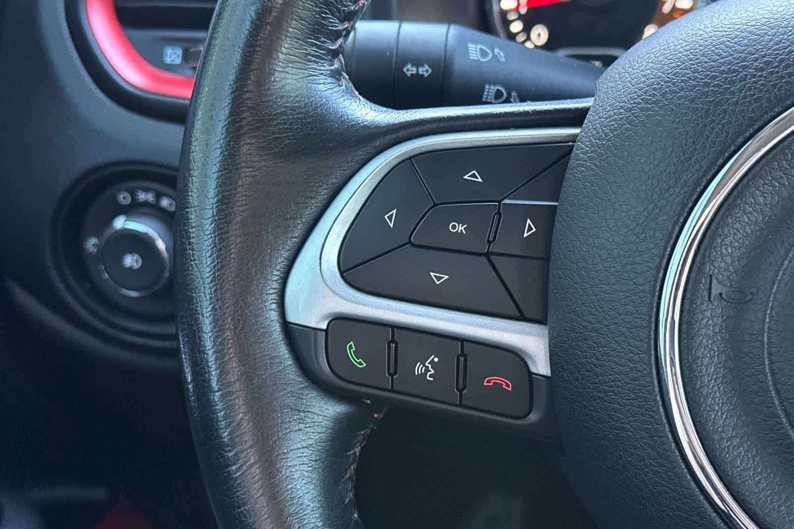 Used 2023 Jeep Renegade Trailhawk w/ Trailhawk Elite Group AWD/4WD image 26