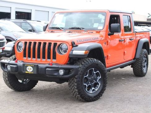 Used 2023 Jeep Gladiator Rubicon w/ LED Lighting Group AWD/4WD image 14