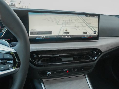 Used 2025 BMW 330i Sedan RWD image 22