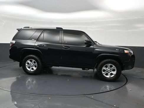 Used 2021 Toyota 4Runner SR5 RWD image 7