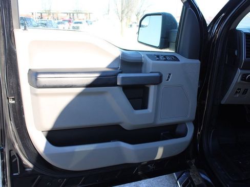 Used 2020 Ford F150 XLT w/ Equipment Group 302A Luxury image 19