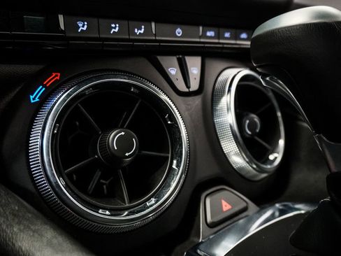 Used 2023 Chevrolet Camaro LT w/ Technology Package RWD image 21
