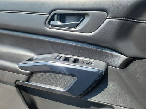 Certified 2024 Nissan Pathfinder SV AWD/4WD image 6