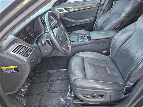 Used 2017 Genesis G80 3.8 w/ Option Group 03 image 17