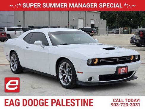 Used 2022 Dodge Challenger GT RWD image 1